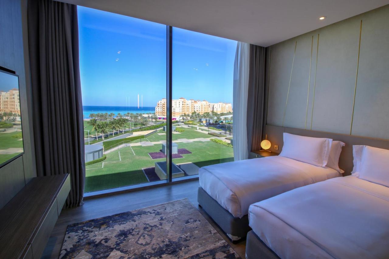 Views Hotel & Residences - Emaar King Abdullah Economic City Екстериор снимка